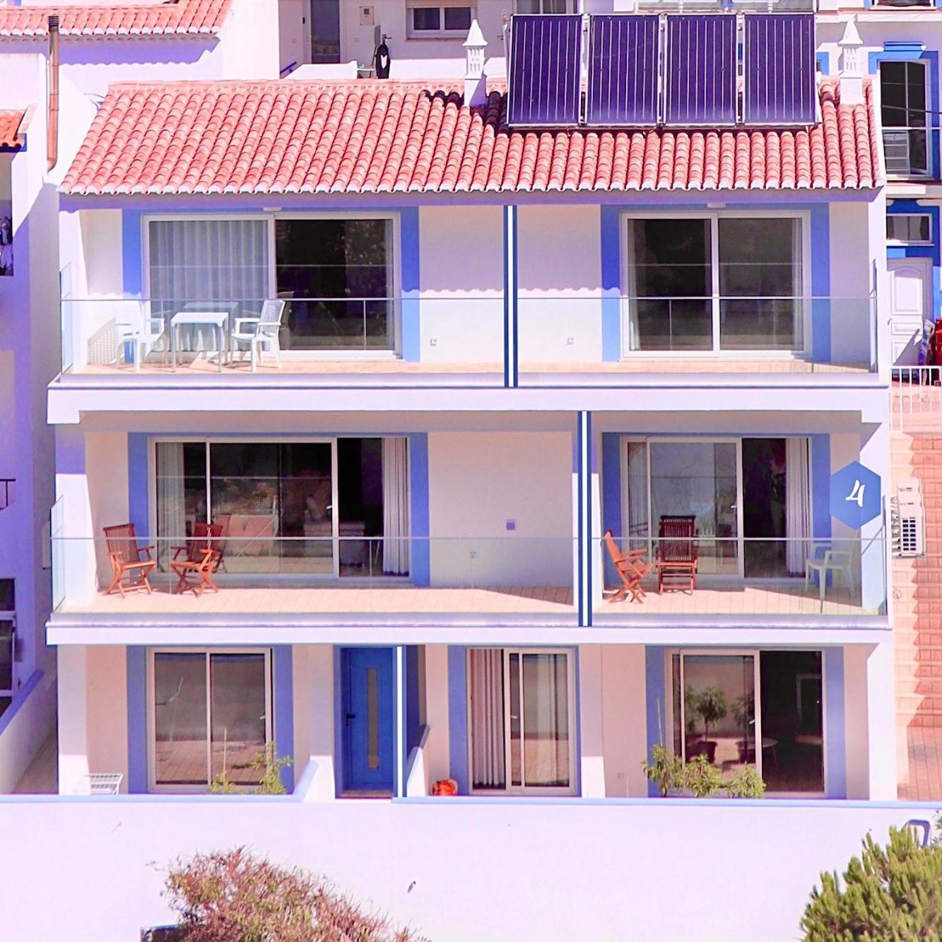 Mc Suites Burgau With Amazing Front Sea View Номер фото